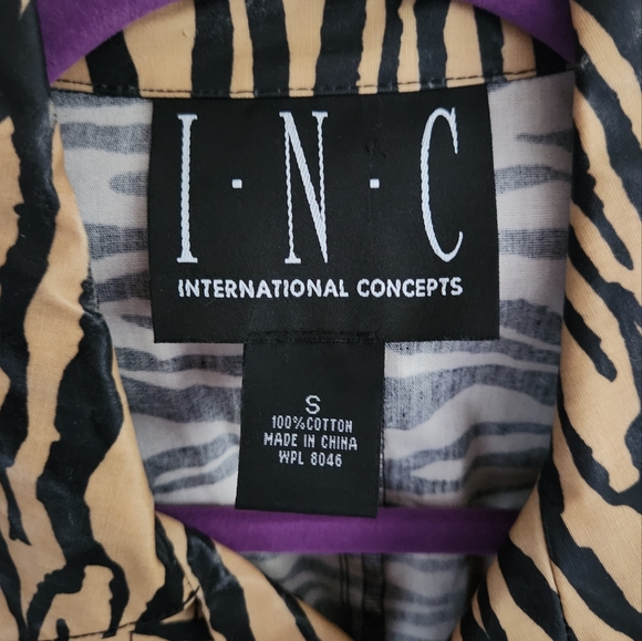INC Animal Print Raincoat Size S - Picture 2 of 4